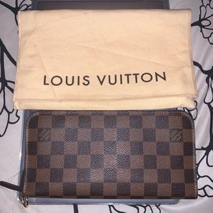Louis Vuitton Insolite wallet